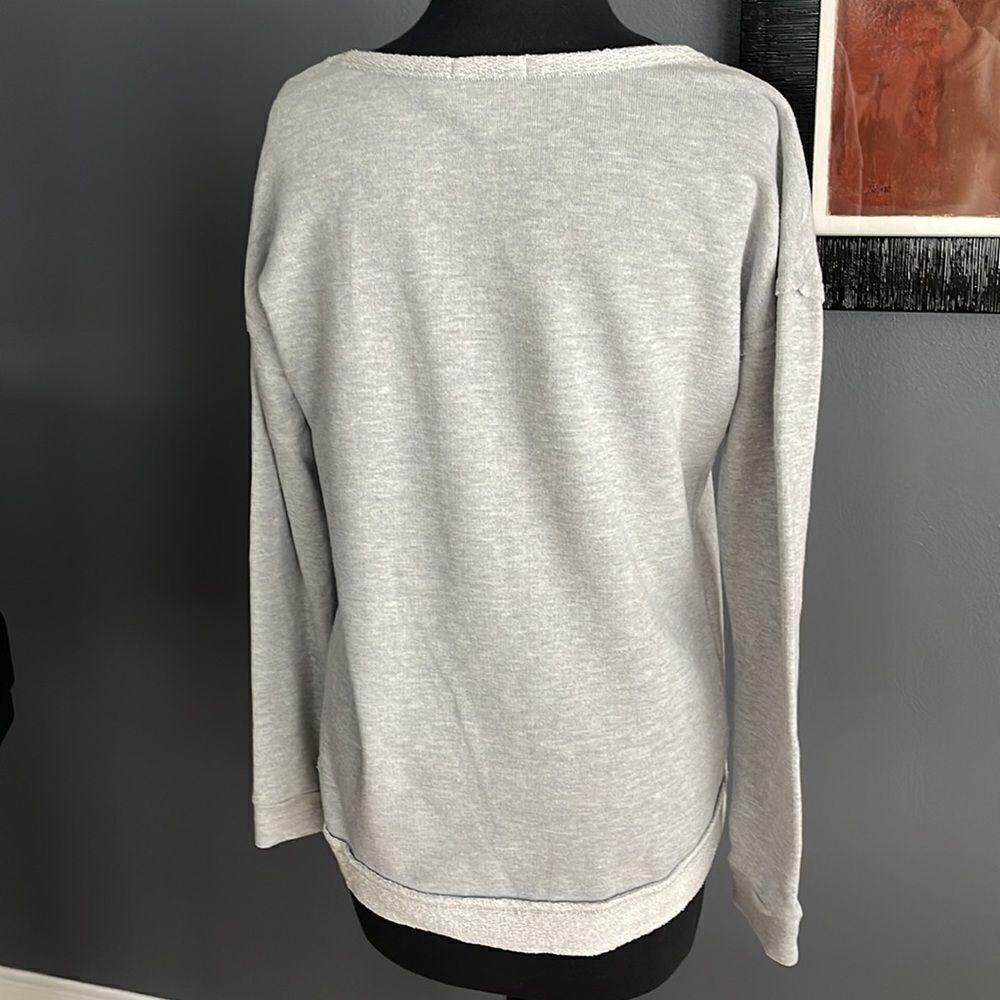 Maurices gray sequin center front graphic french terry lining/trim sweatshirt XS - Picture 5 of 6